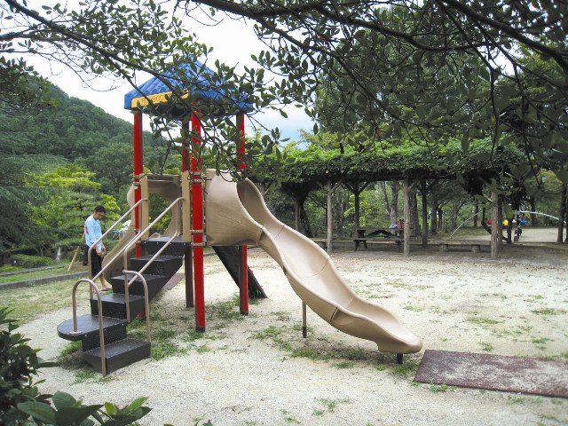 宇和運動公園(遊戯広場)