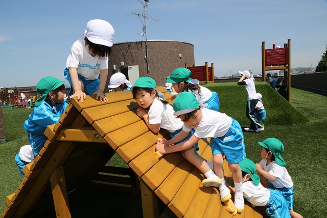 私立　認定こども園　椿幼稚園