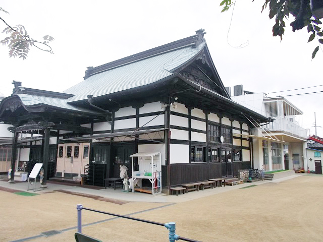 私立　認定こども園　さくら幼稚園