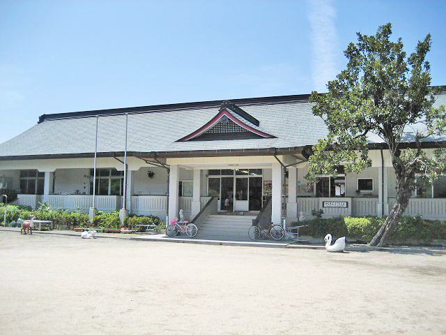 私立　認定こども園　八幡幼稚園