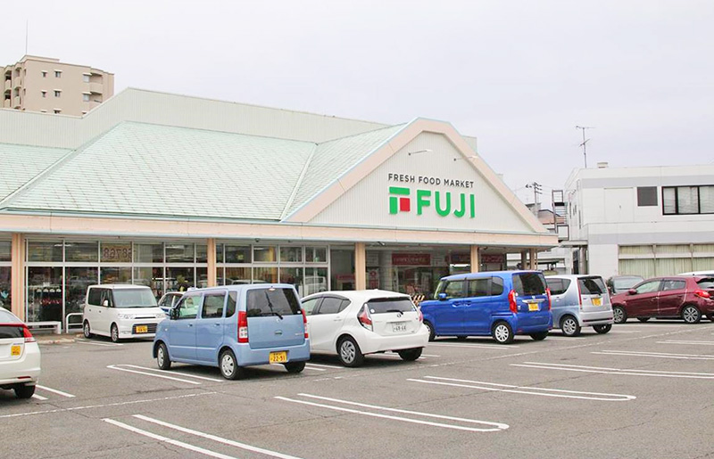 フジ松末店