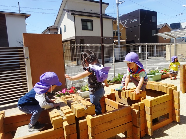 認定こども園コモドまつすえ園