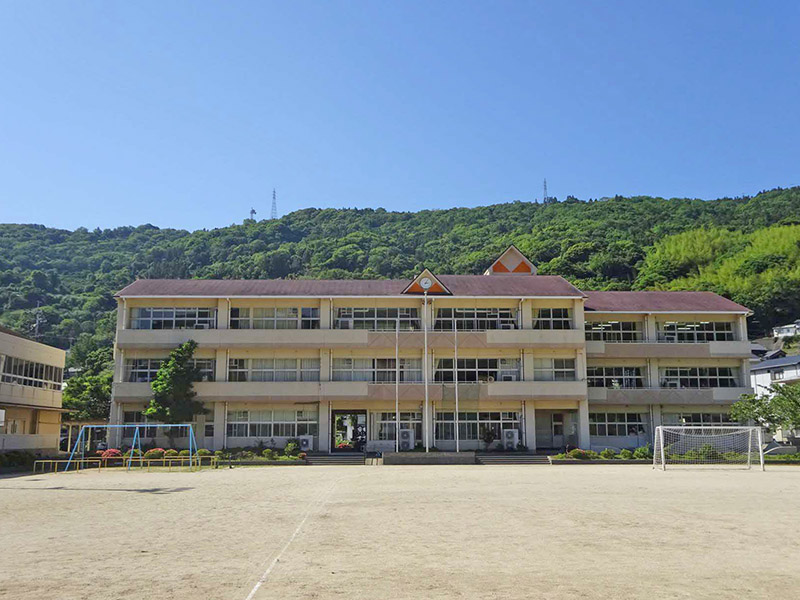 伊方町立九町小学校