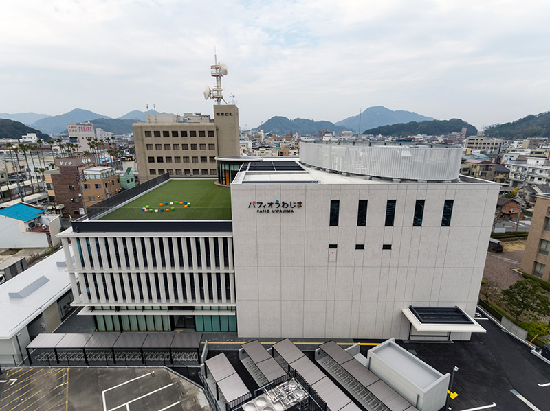 宇和島市立中央図書館